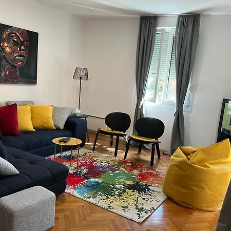 Luxury Ora Apartmán *