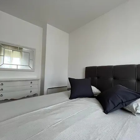 Lägenhet Luxury Ora *