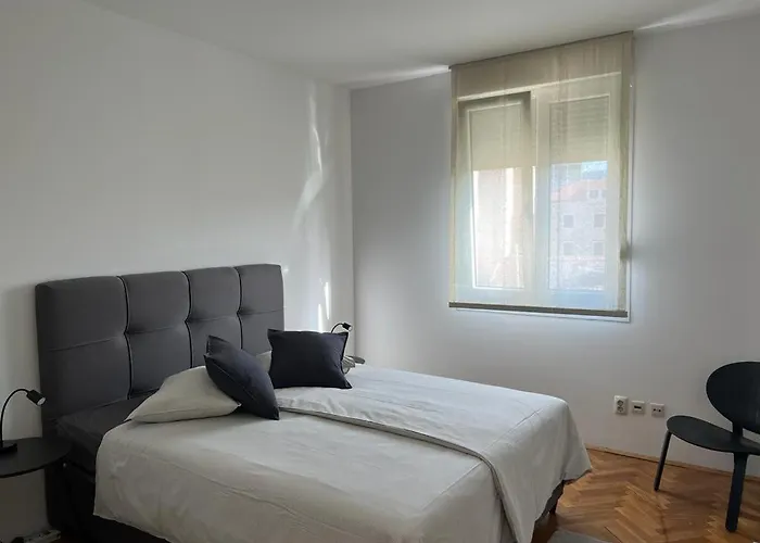 Luxury Ora Apartament *