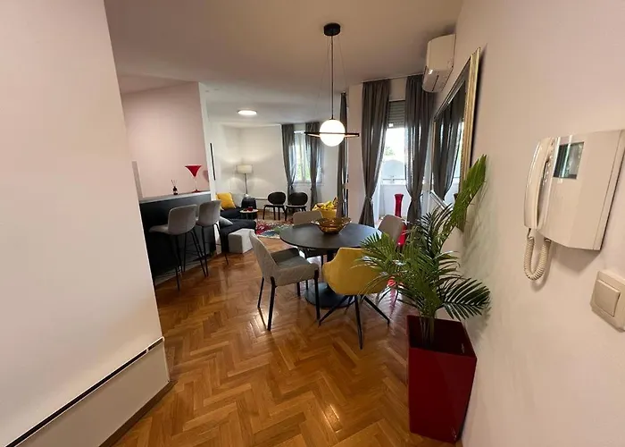 Apartament Luxury Ora *